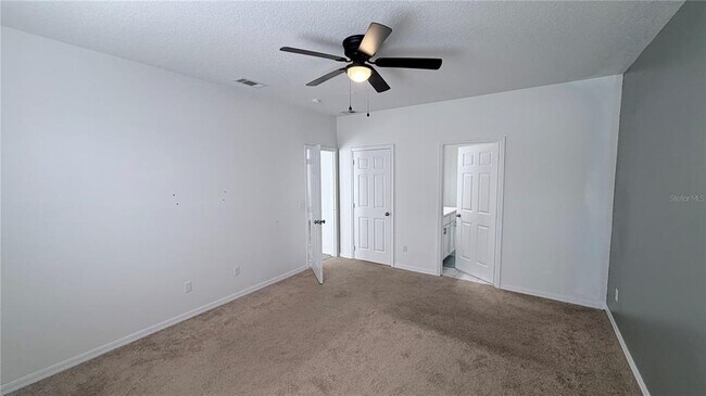 Building Photo - 456 Knollwood Dr