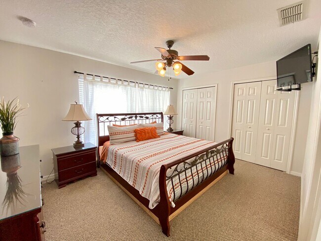 Building Photo - 8000 Acadia Estates Ct