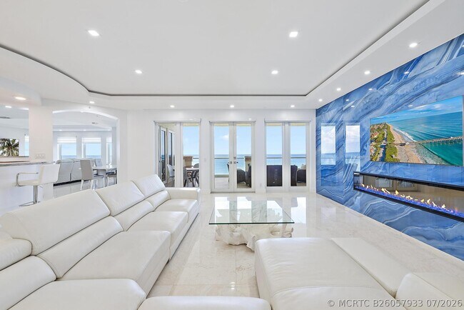 Building Photo - 2070 N Ocean Blvd