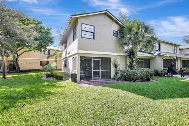 Building Photo - 484 Westree Ln
