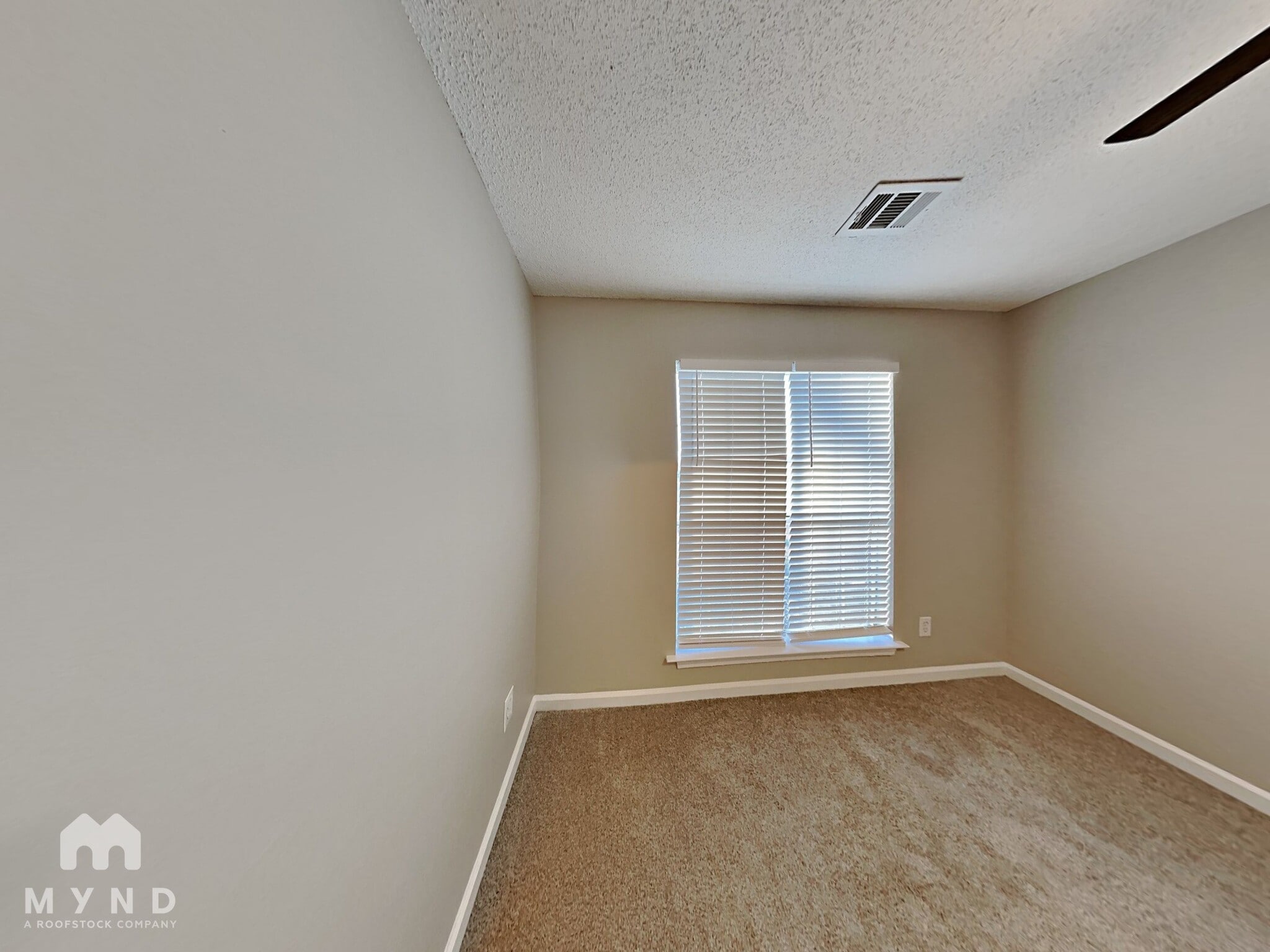 Building Photo - 3000 Tudor Dr