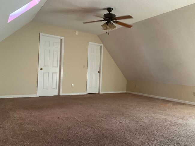 Building Photo - Courtyard Condominiums 14 & 16