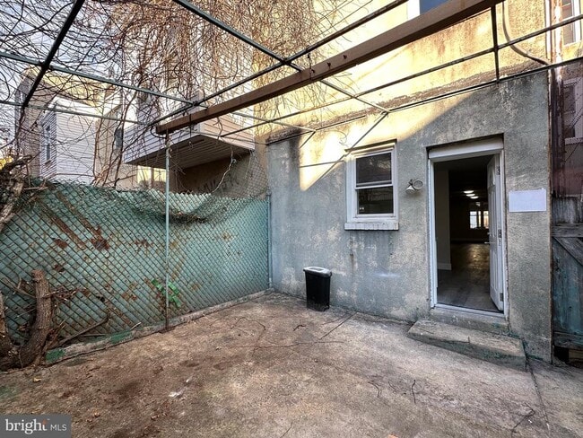 Building Photo - 3120 Haverford Ave