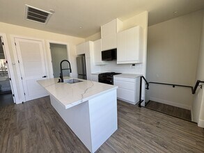 Building Photo - Brand new 2 Bed 2 Bath Unit in the Heart of PB