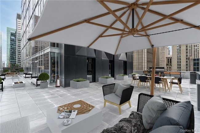 Building Photo - 20 W 53rd St