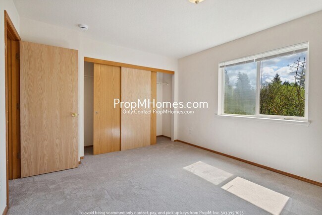 Building Photo - Cozy Two Bedroom Home in SE Portland!
