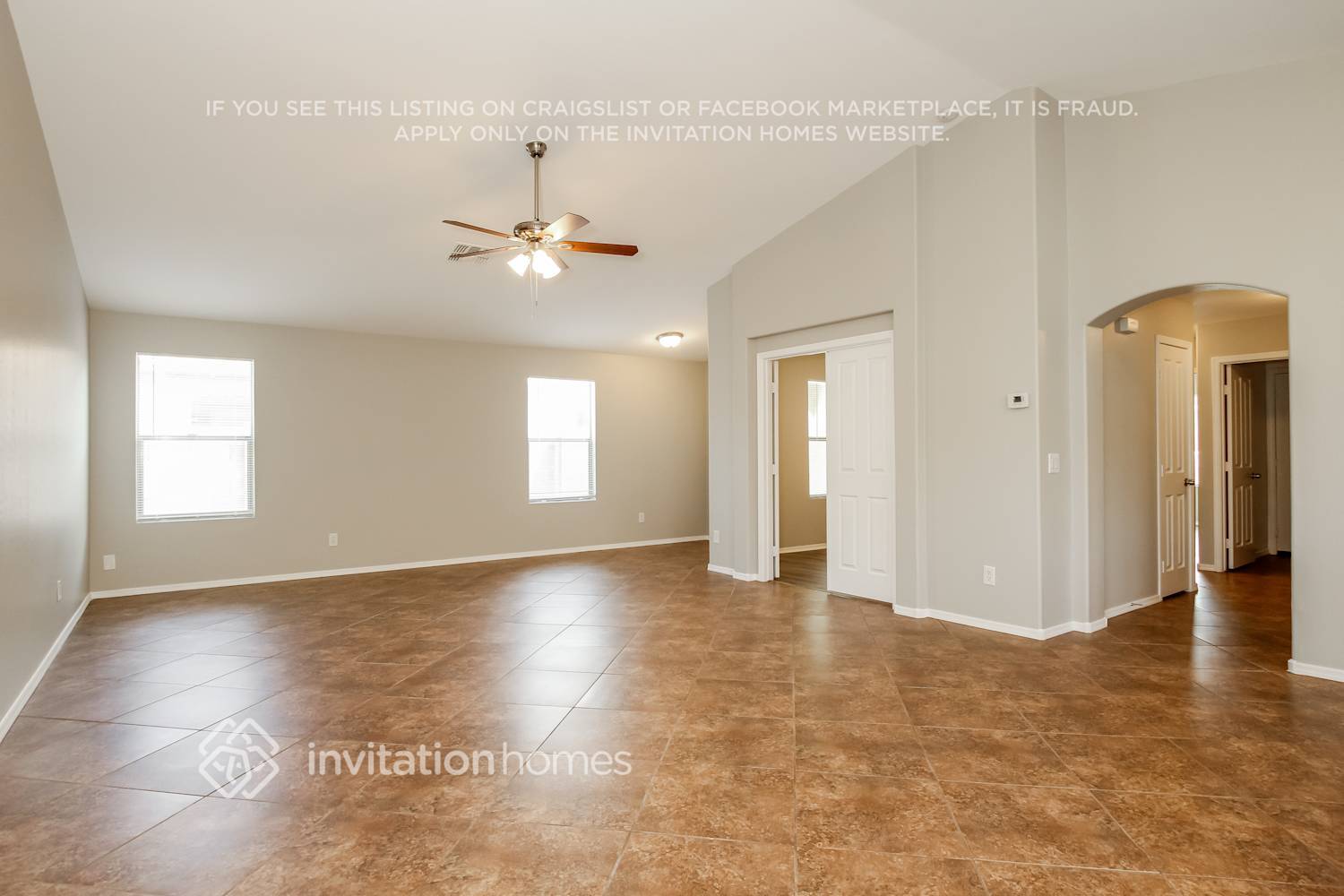 Building Photo - 13986 W Maui Ln