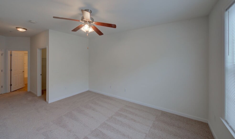 Building Photo - Redmill Landing Apartments