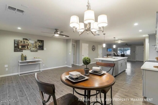 Building Photo - 3431 E Acoma Dr