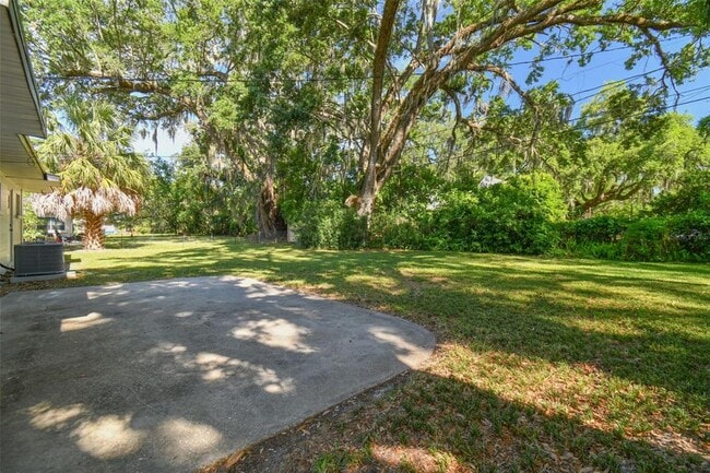 Building Photo - 535 W Palmeden Dr