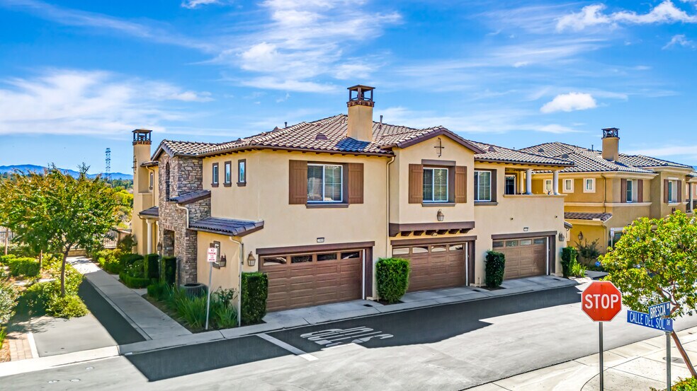 Building Photo - 23902 Brescia Dr