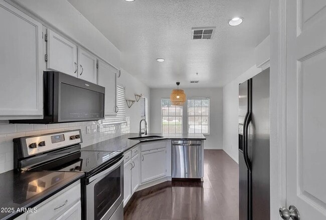 Primary Photo - 8824 E Mescal St