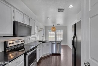 Building Photo - 8824 E Mescal St