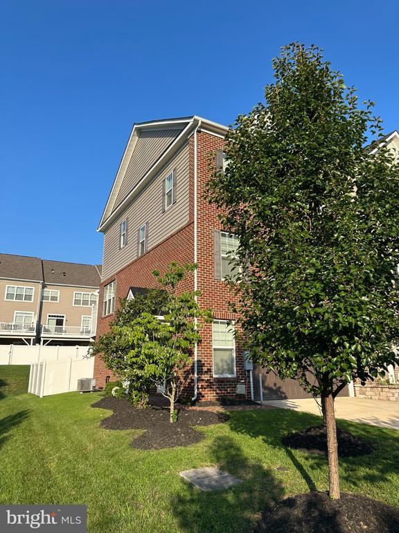 Building Photo - 15114 Hogshead Way