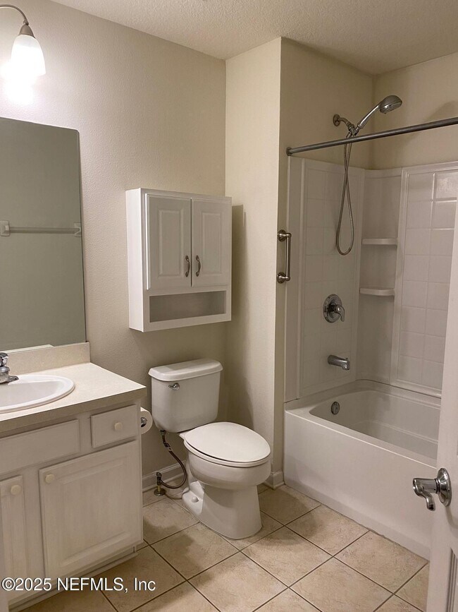 Building Photo - 4204 Crownwood Dr