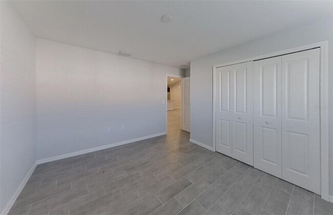 Building Photo - 227 Pennfield St