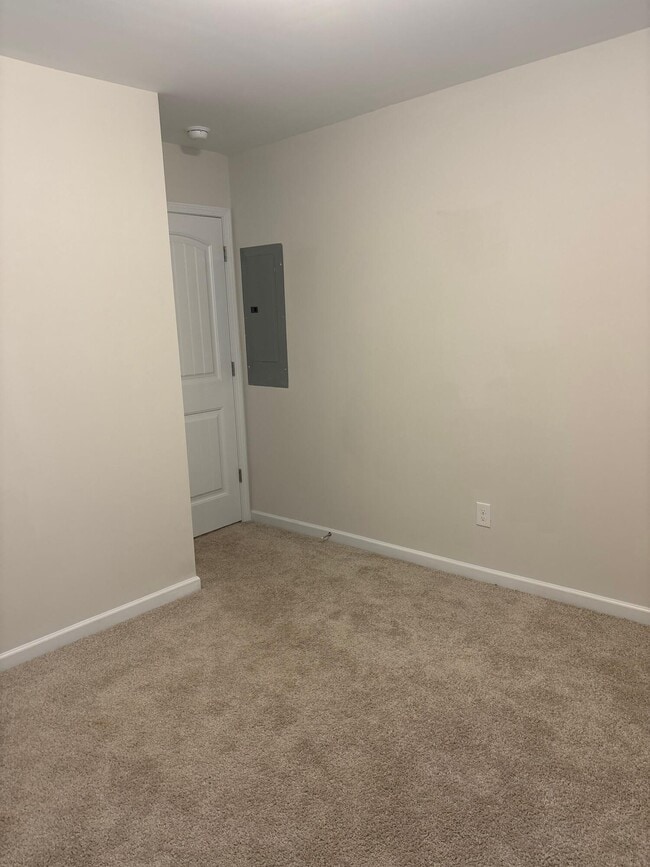 Building Photo - 1854 Payne Dr