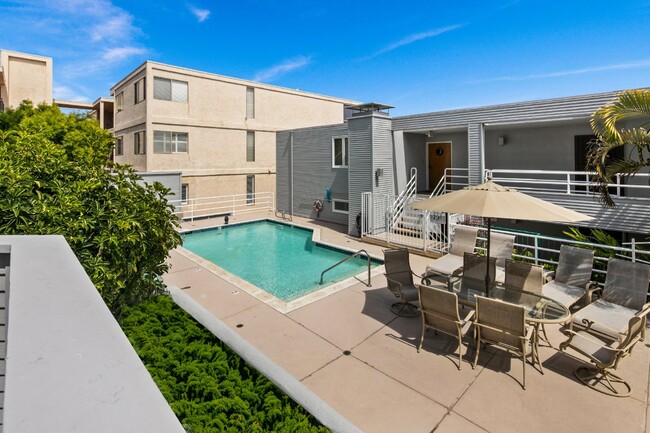 Building Photo - Exquisite Ocean View 2 Bed Townhome: Luxur...