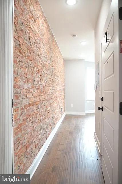 Building Photo - 4139 W Girard Ave