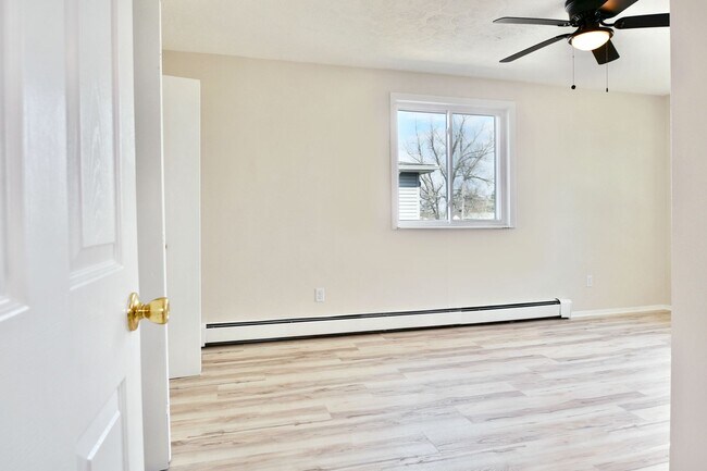 Building Photo - 72-78 S Roanoke