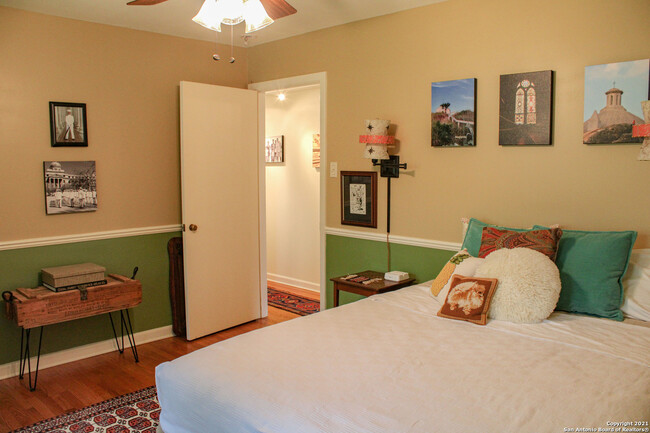 Building Photo - 539 Woodcrest Dr