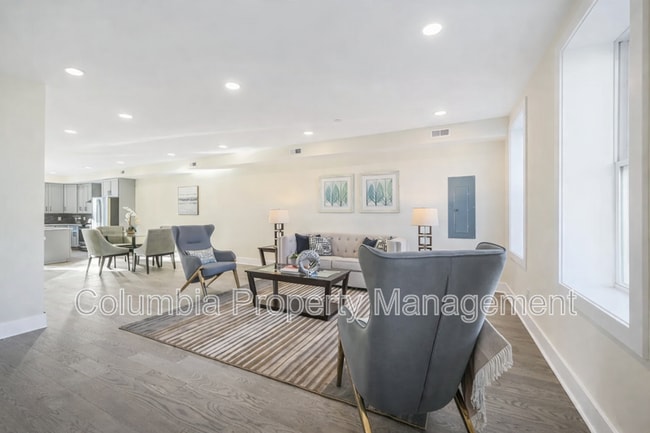 Building Photo - 3552 Warder St NW