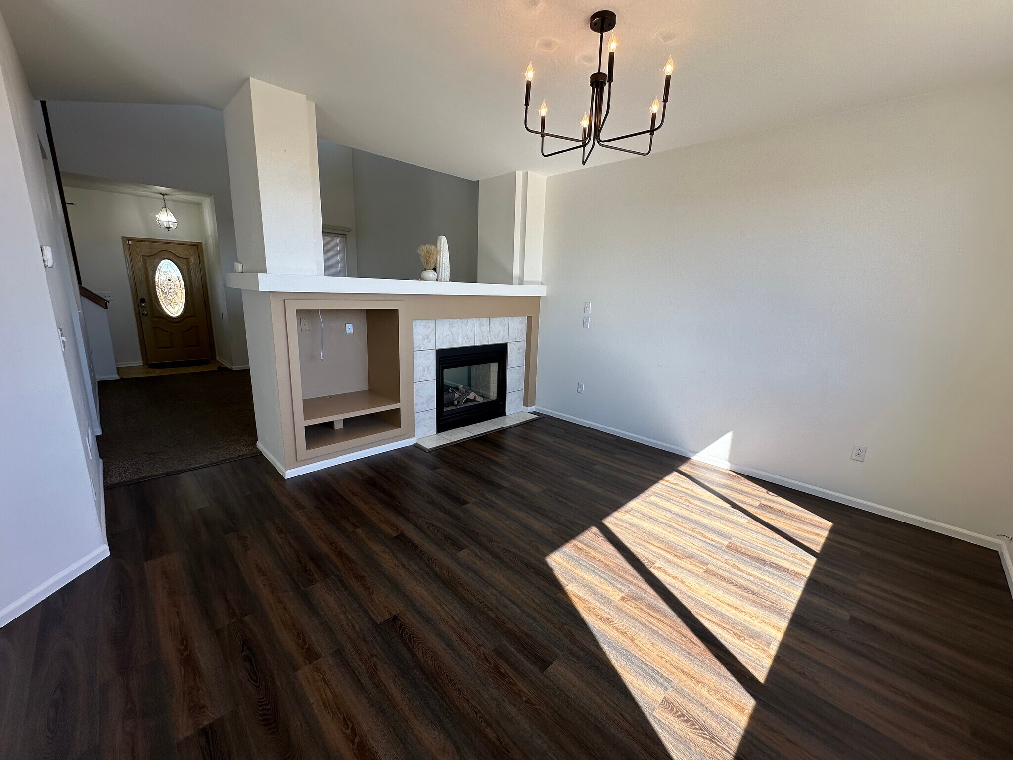 Building Photo - 862 Square Dance Ln