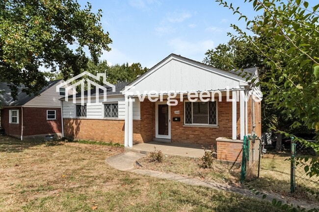 Building Photo - 2448 Banning Rd