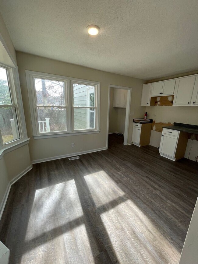 Building Photo - 3323-A Christopher Drive