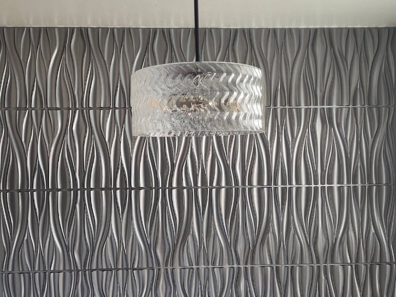 Building Photo - 14746 Delano St