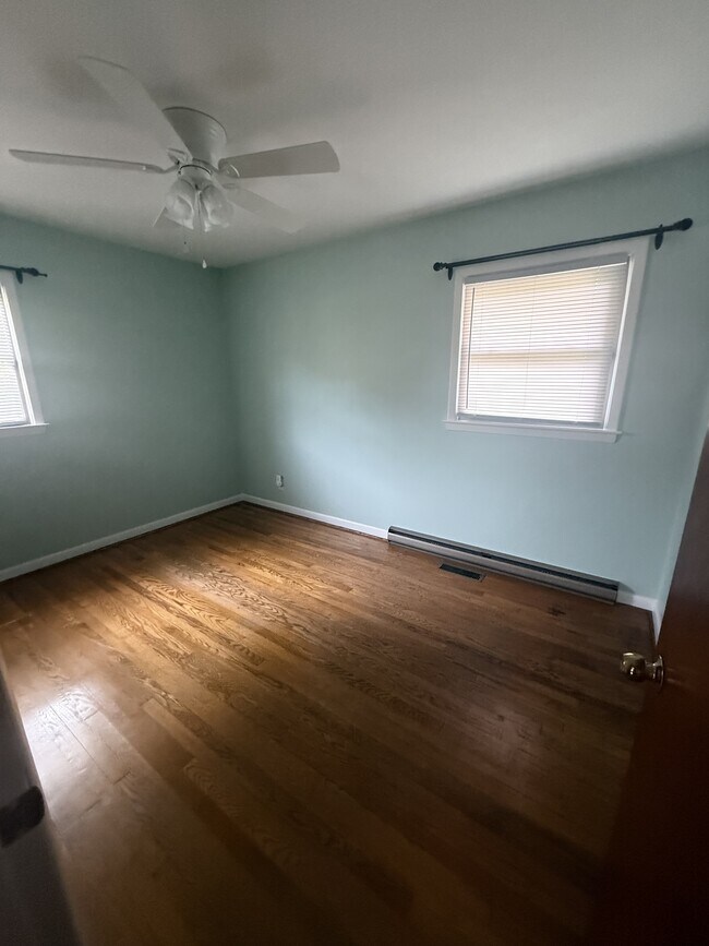 Building Photo - 8595 Benbow-Merrill Rd