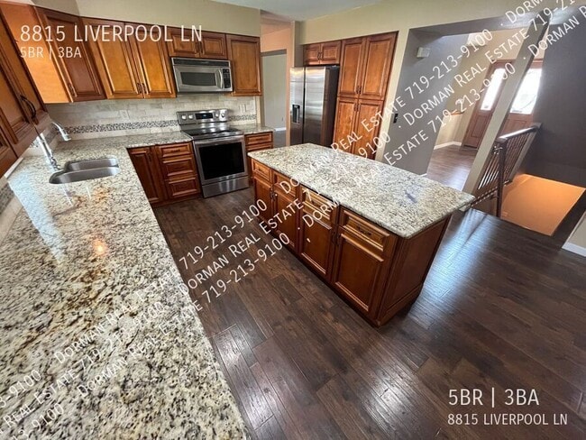 Building Photo - 8815 Liverpool Ln