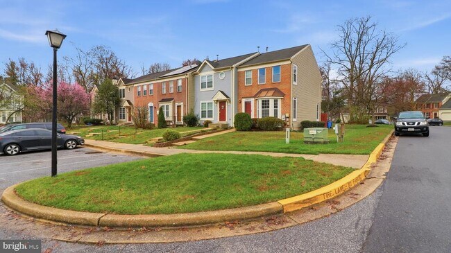 Building Photo - 2628 Deer Ridge Dr