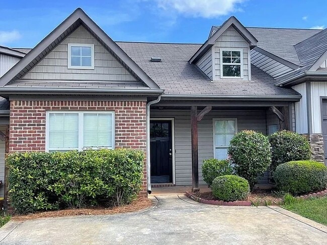 Primary Photo - 2 bed, 2 bath Townhome in Calera