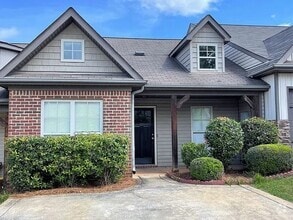 Building Photo - 2 bed, 2 bath Townhome in Calera