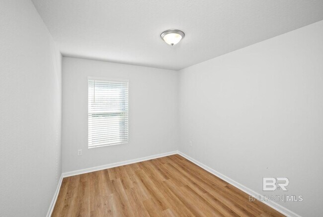 Building Photo - 4246 Lost Bay Dr