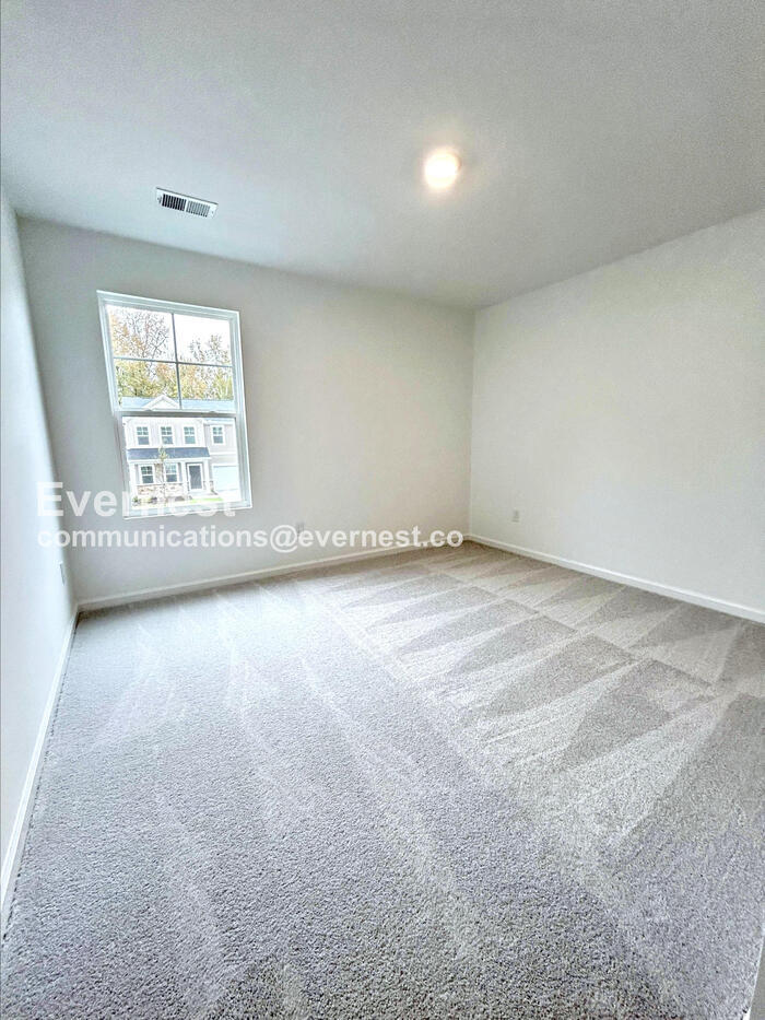 Building Photo - 612 Roy Adams Rd