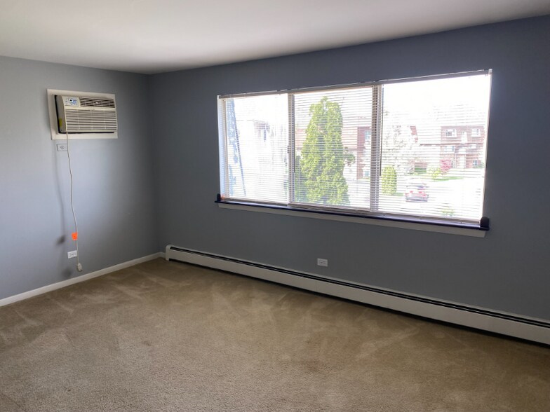 Building Photo - 7041 170th St