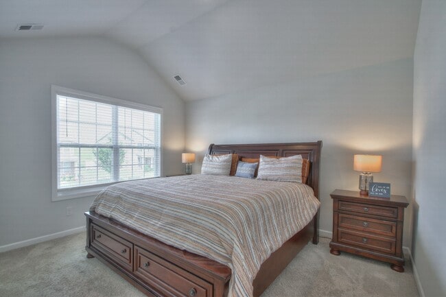 Building Photo - 4116 Grapevine Loop