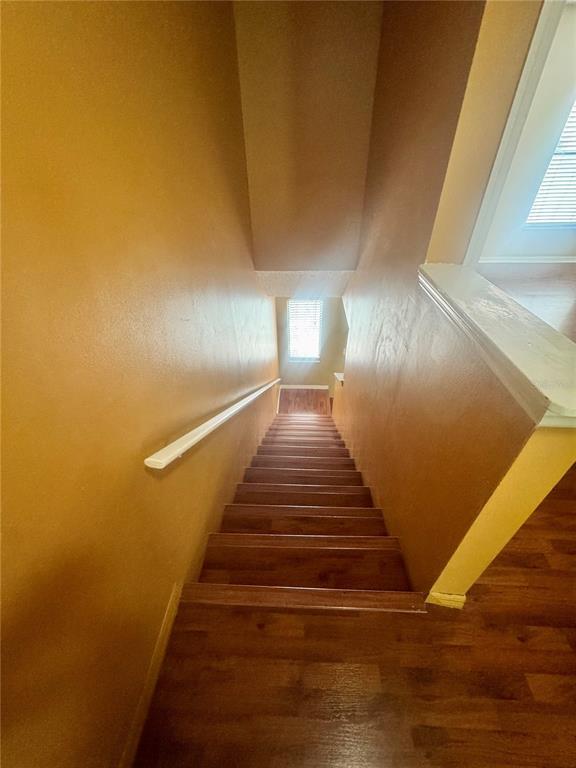 Building Photo - 1605 Shady Ridge Ct