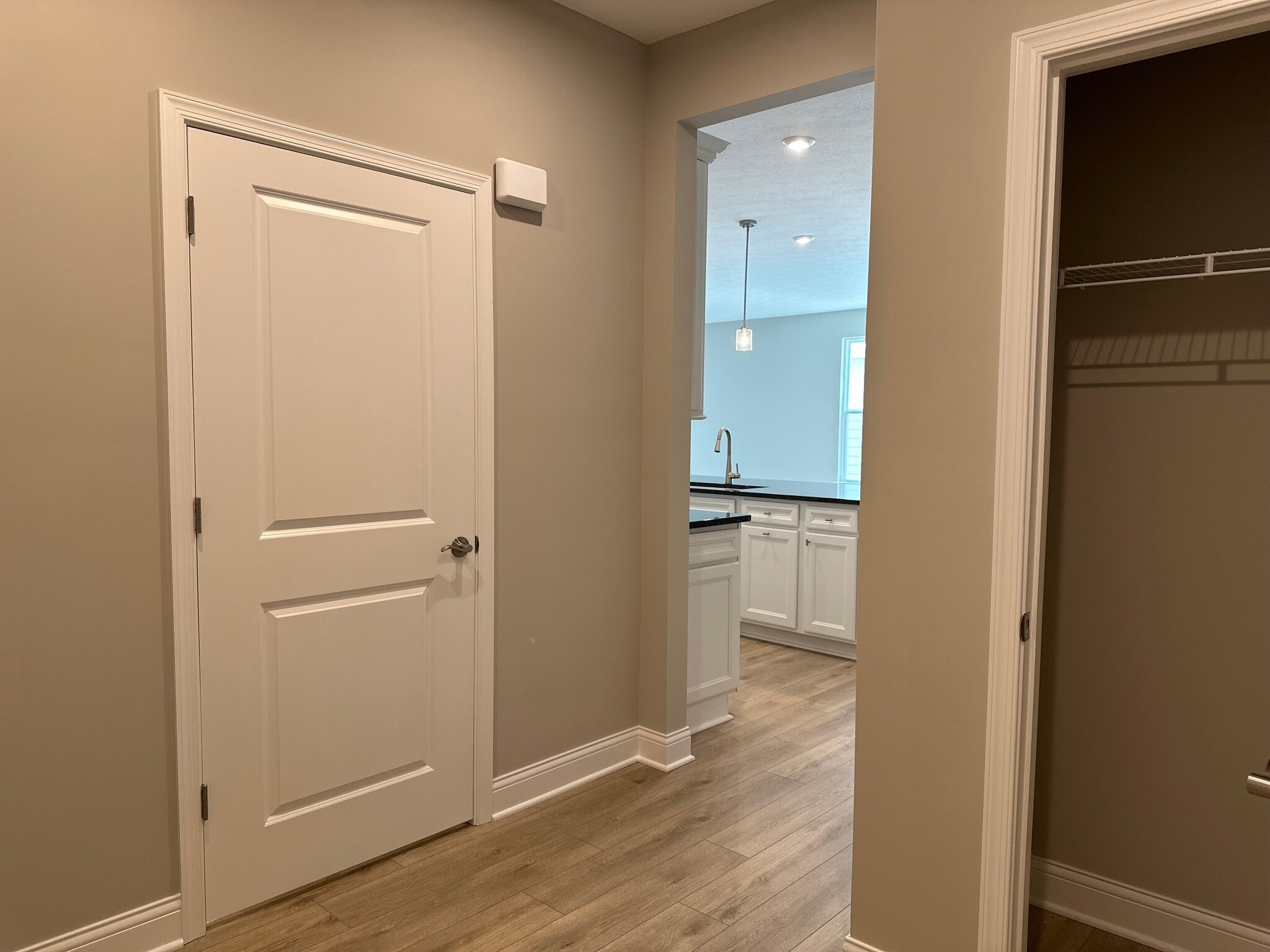Building Photo - 1254 Fairstone Dr