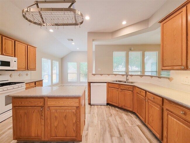 Building Photo - 22 Quince Tree Pl