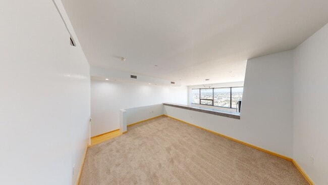 Building Photo - Sky-High Urban Living at 1100 Wilshire! St...
