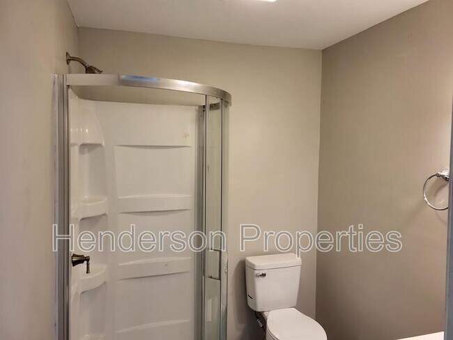 Building Photo - 154 Shurley St