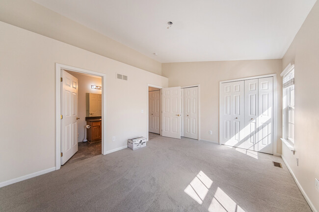 Building Photo - 3140 Promenade Cir
