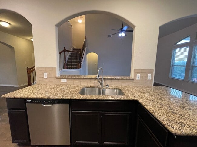 Building Photo - 3240 Valentino Dr