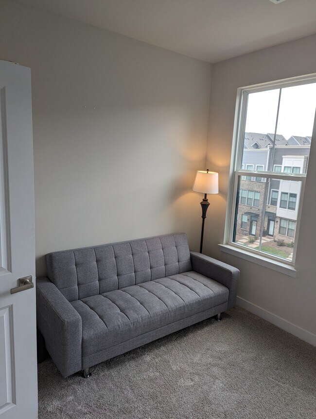 Building Photo - 1114 Gleason Way