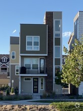 Building Photo - 15782 E Broncos Pl