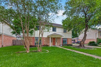 Building Photo - 5703 Green Timbers Dr