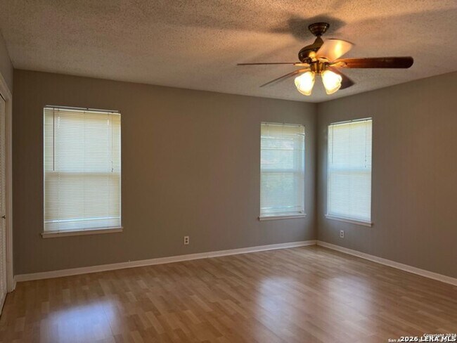 Building Photo - Move-in Special: First full month of rent FREE with a 2-year lease.